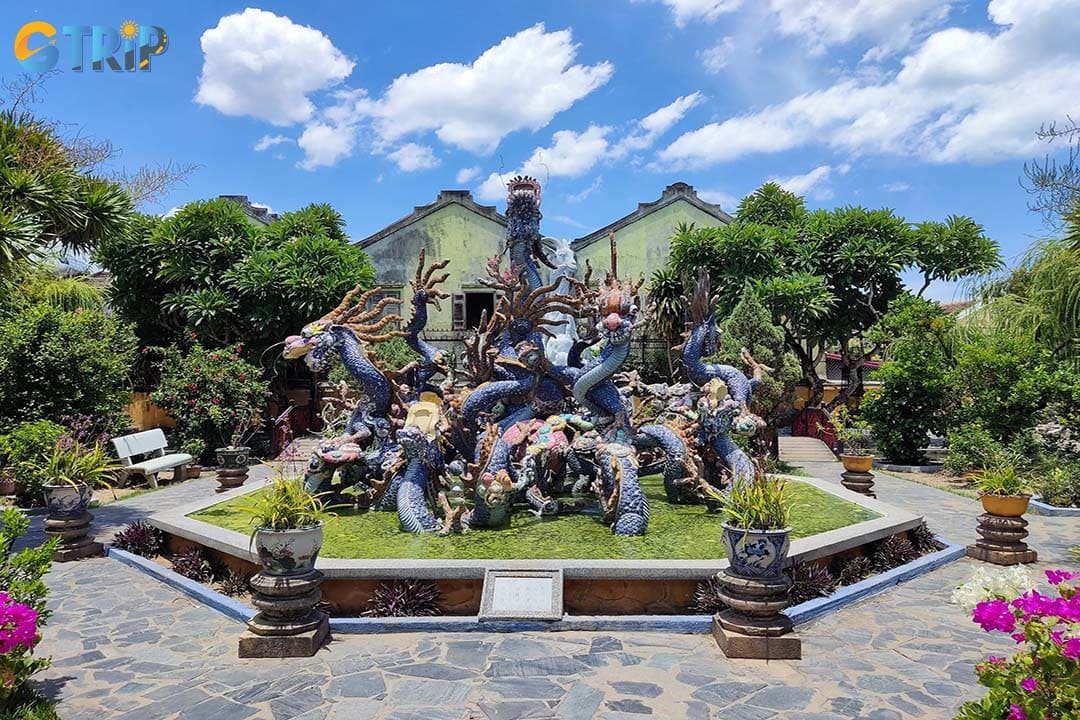 Mosaic Dragon Statue around a fountain is a masterpiece that you should not miss